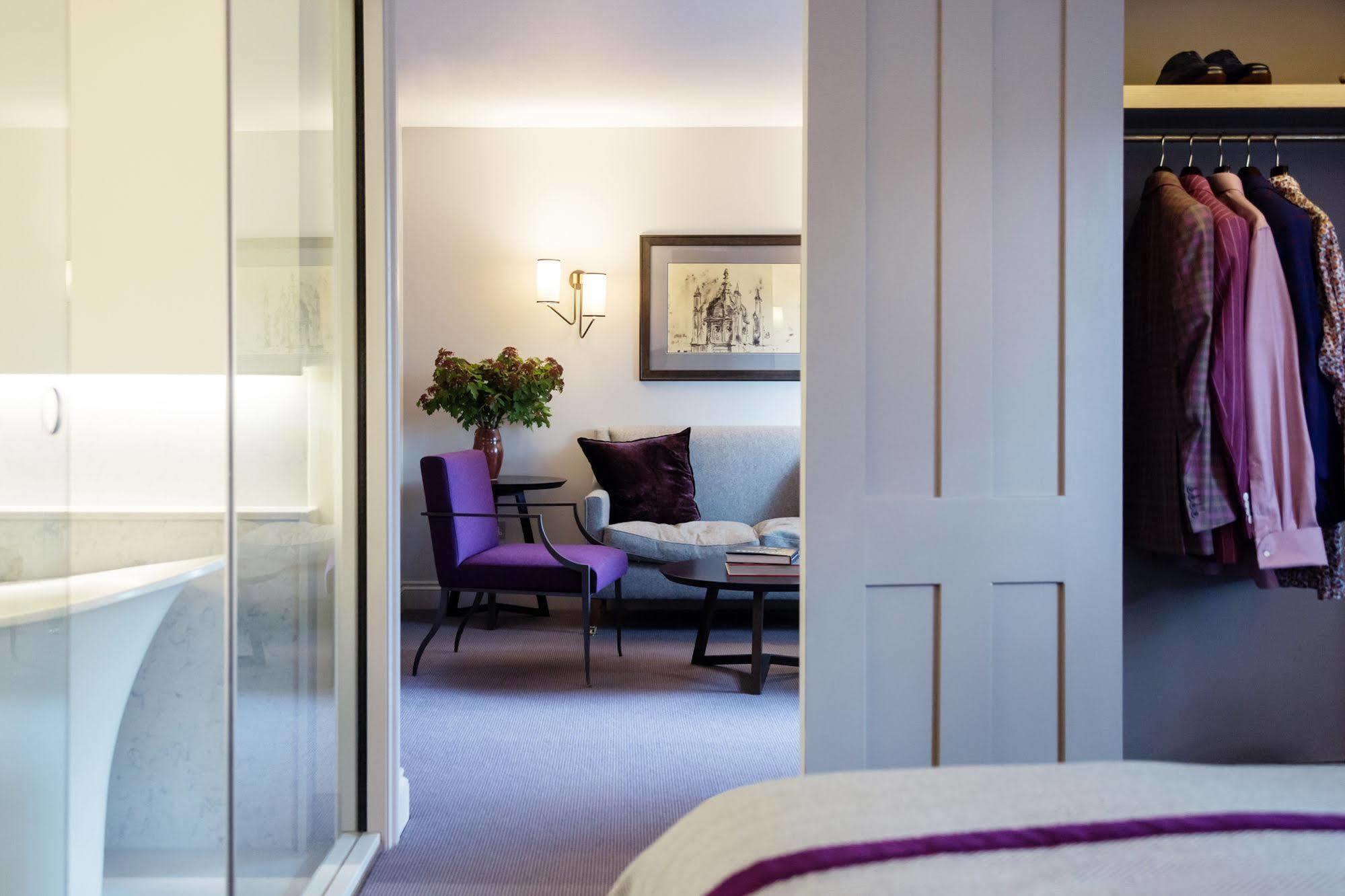 Old Parsonage Hotel Oxford Eksteriør billede A suite at the hotel
