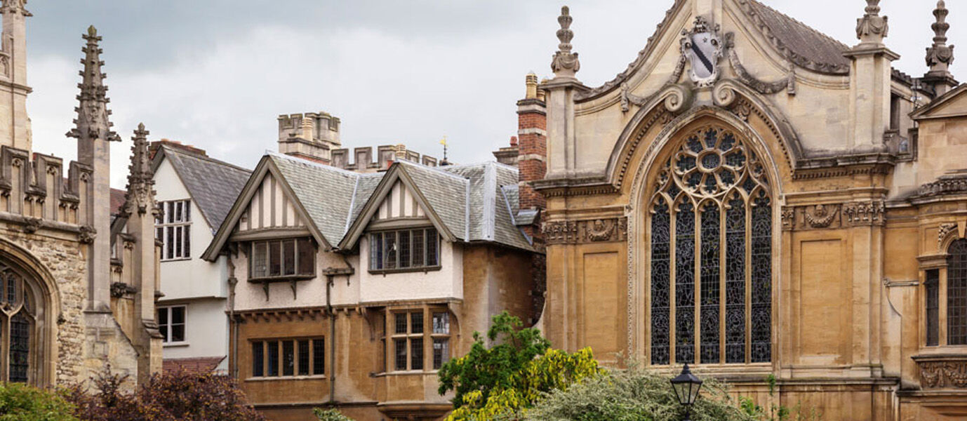 Old Parsonage Hotel Oxford Eksteriør billede The chapel of St Benet's Hall